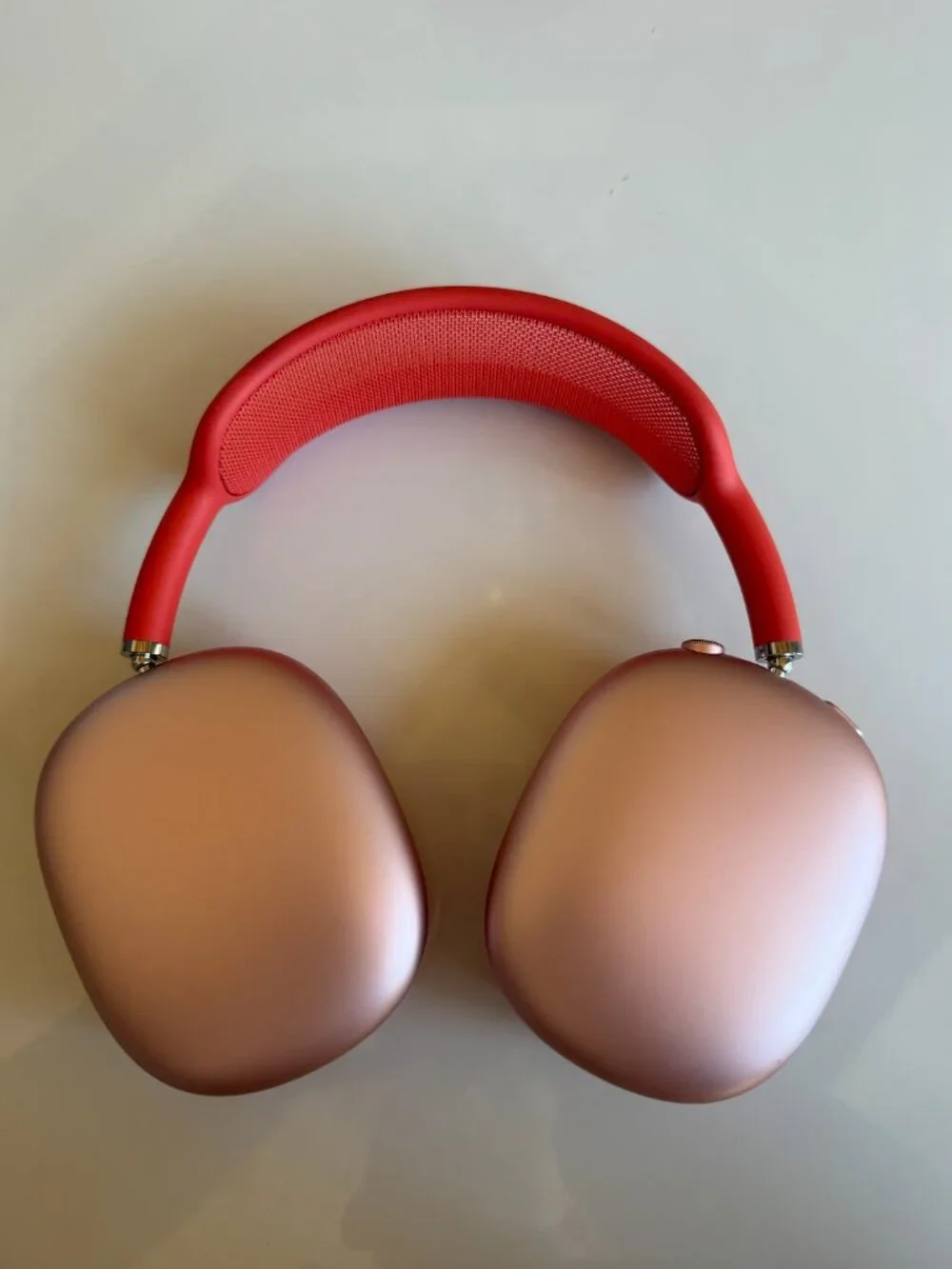 Apple AirPods Max 2 in Orange